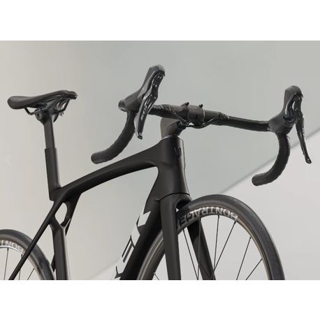 Bicicleta Trek Madone SL 5 Gen 8