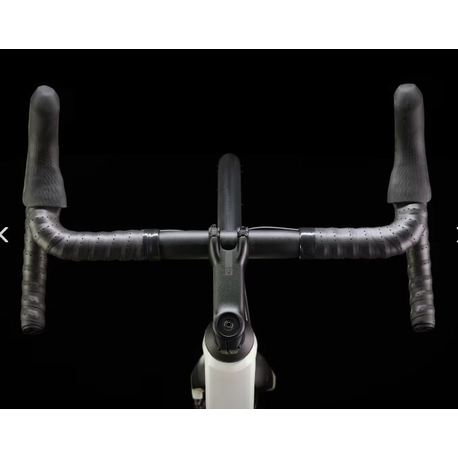 Bicicleta Trek Domane AL 4 Gen 4