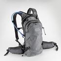 Mochila hidratacion+deposito agua 2L. Gris